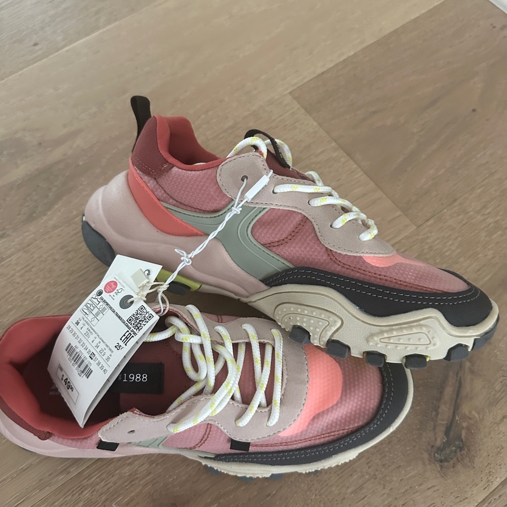 Zara sneakers